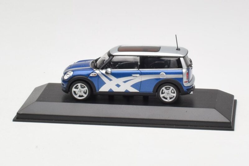 Mini Clubman R55 Cooper S Blue Metallic Onitsuka Tiger Minichamps 1:43 Mini Clubman R55 Cooper S Blue Metallic Onitsuka Tiger Minichamps 1:43 403138676 Diecast