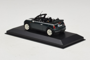 Mini Cooper Cabriolet Green With White Stripe Minichamps 1:43 80420309093-R1 Diecast - image 3 of 5
