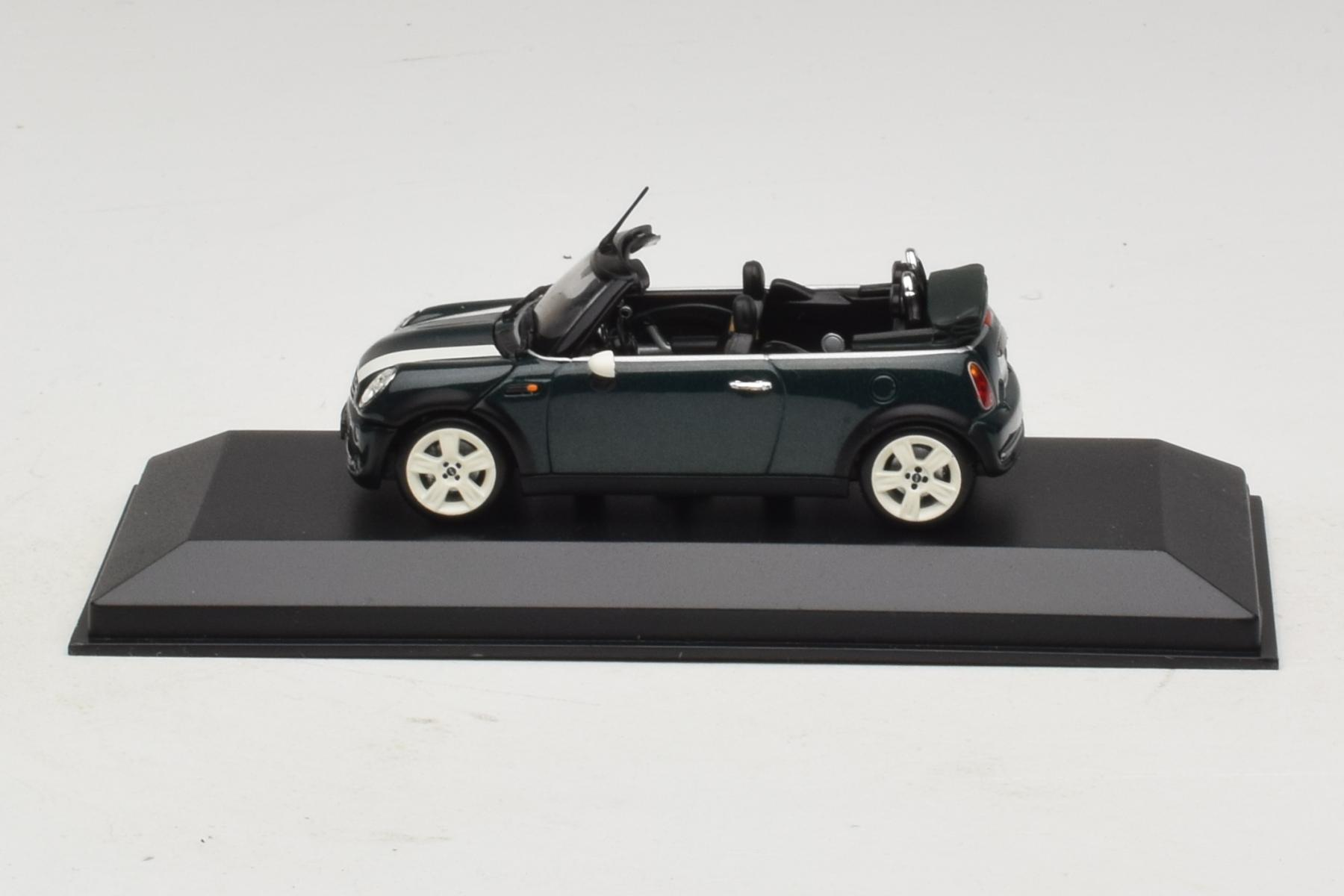 Minichamps Mini Cooper Cabriolet 1:43 Green