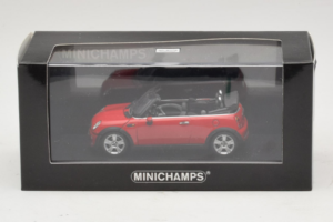 Mini Cooper R52 Cabriolet Red Minichamps 1:43 431138230 Diecast - image 4 of 4