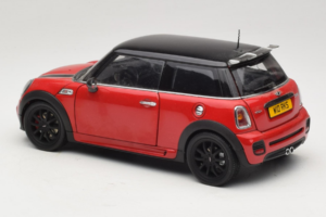 Mini Cooper John Cooper Works R56 Red & Black Kyosho 1:18 80430419909 Diecast - image 7 of 8