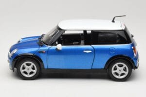 Mini Cooper R50 Blue With White Roof Mondo Motors 1:18 MINI004 Diecast - image 4 of 8