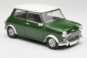 Mini Cooper S British Racing Green & Old English White Solido 1:18 8021 Diecast - image 6 of 8