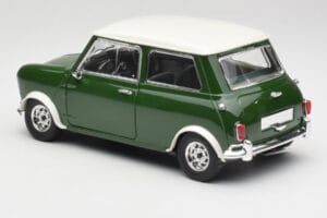 Mini Cooper S British Racing Green & Old English White Solido 1:18 8021 Diecast - image 7 of 8