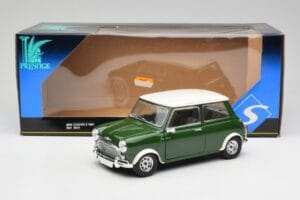 Mini Cooper S British Racing Green & Old English White Solido 1:18 8021 Diecast - image 8 of 8