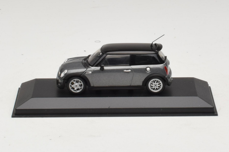 Mini Cooper S Grey Metallic Minichamps 1:43 80420148551-R1 Diecast