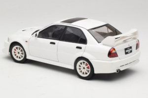 Mitsubishi Lancer Evo VI Tommi Makinen Edition White AUTOart 1:18 77157 Diecast - image 7 of 8