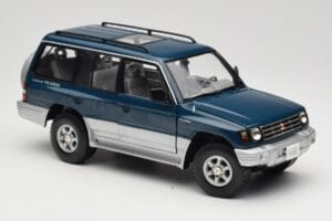 Mitsubishi Pajero V20 LWB Blue & Silver Sun Star 1:18 1212 Diecast - image 6 of 8
