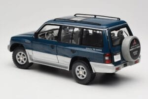 Mitsubishi Pajero V20 LWB Blue & Silver Sun Star 1:18 1212 Diecast - image 7 of 8