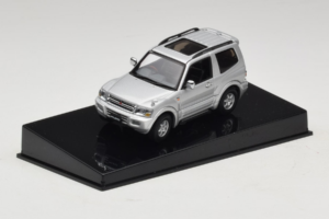 Mitsubishi Pajero SWB Silver AUTOart 1:43 57113 Diecast - image 2 of 4