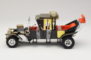 Munsters Koach Black ERTL 1:18 33036 Diecast - image 3 of 6