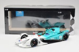 NIO 004 Team NIO #8 T. Dillmann Formula E Season 5 2019 Minichamps 1:18 114180008 Diecast - image 6 of 6