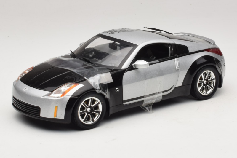Nissan 350Z Fast & Furious Tokyo Drift Joyride 1:18 Nissan 350Z Fast & Furious Tokyo Drift Joyride 1:18 53608A Diecast