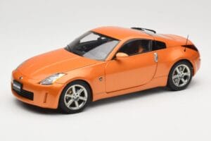 Nissan 350Z Z33 Sunset Orange AUTOart 1:18 77312 Diecast