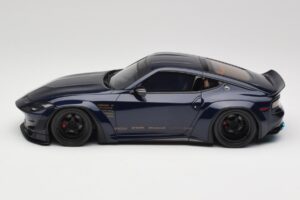 Nissan 400Z RZ34 Pandem Midnight Blue GT Spirit 1:18 GT494 Resin - image 3 of 6