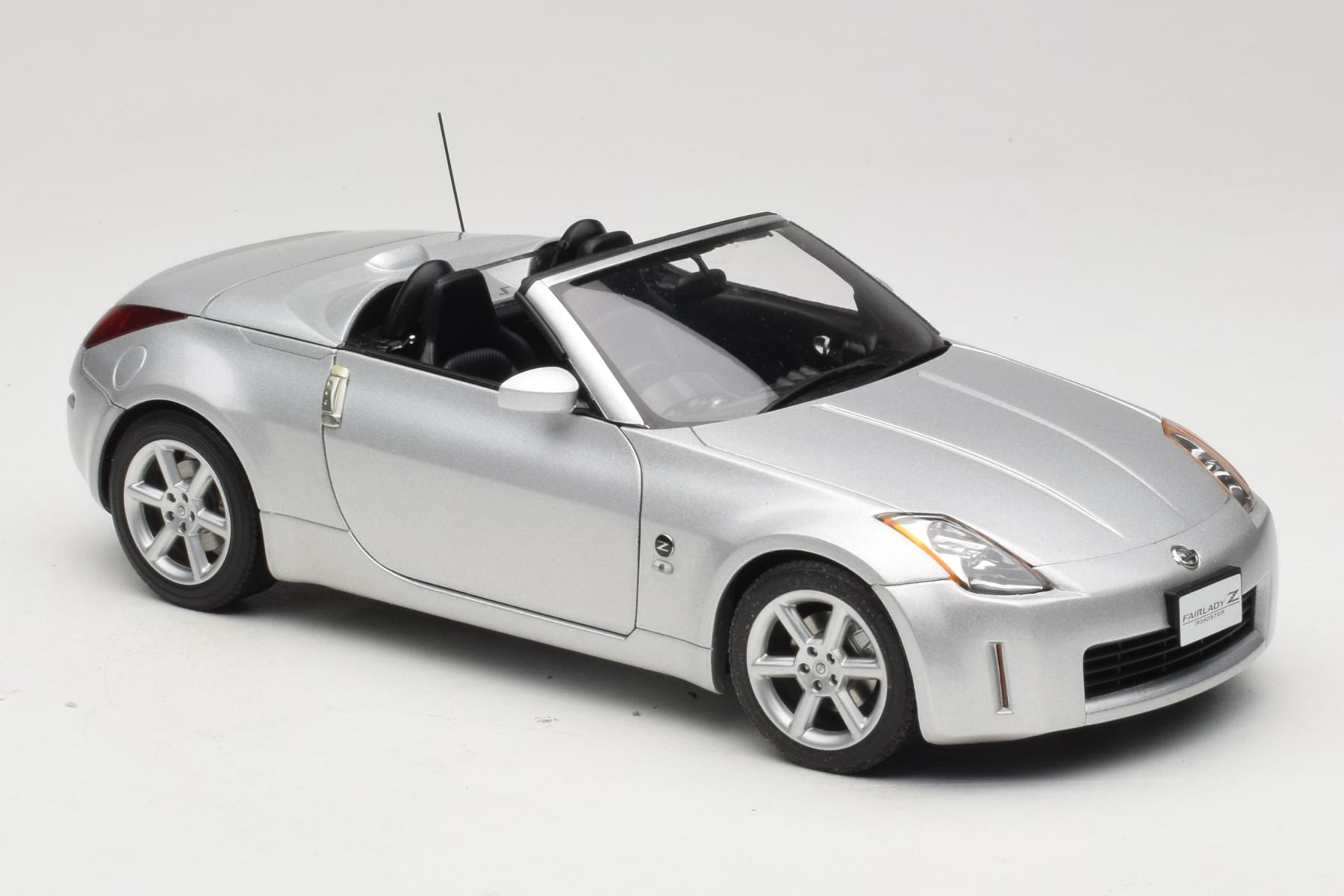 AUTOart Nissan Fairlady Z Z33 1:18 Diamond Silver