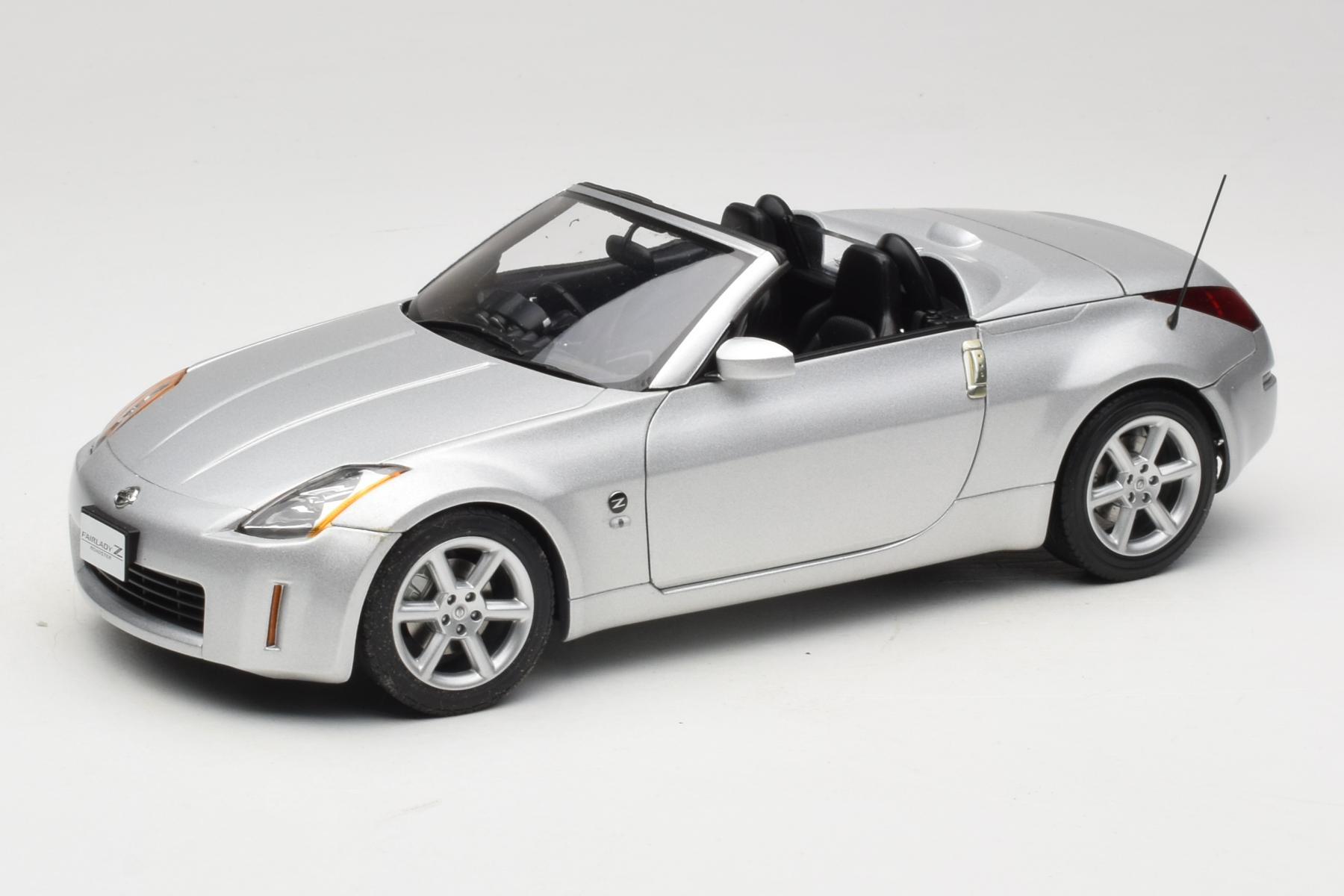 AUTOart Nissan Fairlady Z Z33 1:18 Diamond Silver