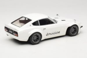 Nissan Fairlady Z Z34 Pandem Otto 1:18 OT1167 Resin - image 2 of 6