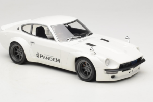 Nissan Fairlady Z Z34 Pandem Otto 1:18 OT1167 Resin - image 4 of 6