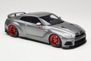 Nissan GT-R R35 Prior Design Grey GT Spirit 1:18 GT243 Resin - image 4 of 6