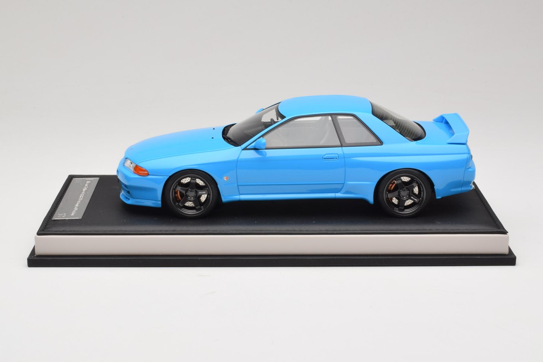Nissan Skyline GT-R R32 Customized Version Blue MotorHelix 1:18