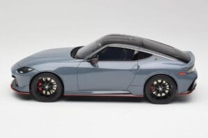 Nissan Z RZ34 NISMO Stealth Grey GT Spirit 1:18 GT484 Resin - image 3 of 6