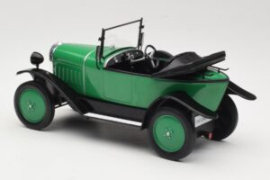 Opel 4 PS Laubfrosch Green MCG 1:18 MCG18050 Diecast - image 5 of 6