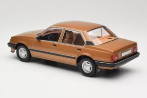Opel Ascona C Berlina Beige Metallic MCG 1:18 MCG18459 Diecast - image 5 of 6