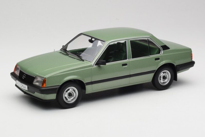 Opel Ascona C Metallic Light Green MCG 1:18 Opel Ascona C Metallic Light Green MCG 1:18 MCG18458 Diecast