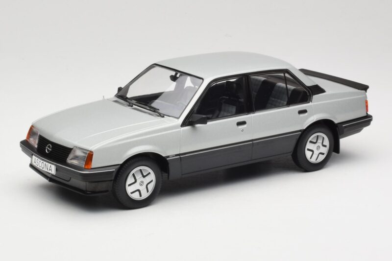 Opel Ascona C SR Silver MCG 1:18 Opel Ascona C SR Silver MCG 1:18 MCG18460 Diecast