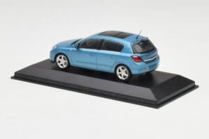 Opel Astra H Light Blue Minichamps 1:43 400043001 Diecast - image 3 of 4