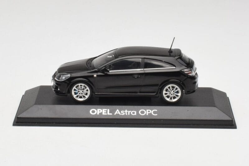 Opel Astra H OPC Black Minichamps 1:43 90399890 Diecast
