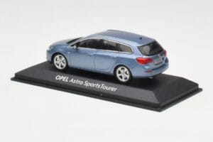 Opel Astra J Sports Tourer Blue Metallic Minichamps 1:43 400049012 Diecast - image 3 of 4