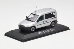 Opel Combo C Silver Minichamps 1:43 COMBO001 Diecast - image 2 of 4