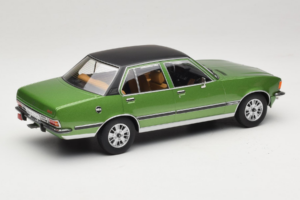 Opel Commodore B Green MCG 1:18 MCG18565 Diecast - image 2 of 6