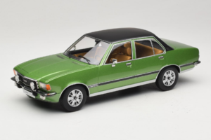 Opel Commodore B Green MCG 1:18 MCG18565 Diecast