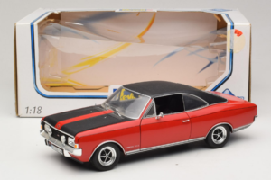 Opel Commodore GS/E Red Revell 1:18 08826 Diecast - image 8 of 8