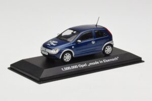 Opel Corsa C 1.5M Made in Eisenach Minichamps 1:43 OPEL003 Diecast - image 2 of 4