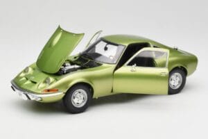 Opel GT Green Metallic Minichamps 1:18 180049029 Diecast - image 2 of 8