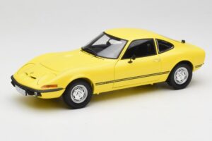 Opel GT/J Yellow Minichamps 1:18 180049021 Diecast