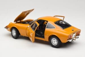 Opel GT Ochre Minichamps 1:18 180049031 Diecast - image 5 of 8