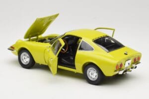 Opel GT Yellow Minichamps 1:18 180049032 Diecast - image 6 of 8
