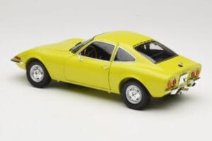 Opel GT Yellow Minichamps 1:18 180049032 Diecast - image 7 of 8