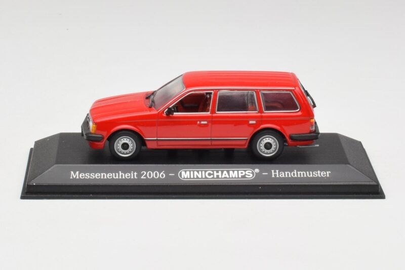 Opel Kadett D Estate Red Concept Minichamps 1:43 Opel Kadett D Estate Red Concept Minichamps 1:43 OPEL001 Diecast
