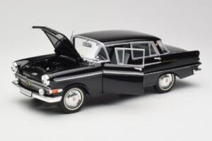 Opel Kapitan P1 Black Revell 1:18 08822 Diecast - image 2 of 8