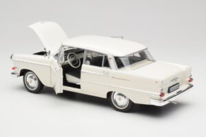 Opel Kapitan P2 White Revell 1:18 08821-M1 Diecast - image 5 of 8