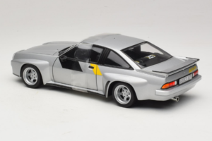 Opel Manta 400 Homologation Silver Revell 1:18 08491 Diecast - image 5 of 6
