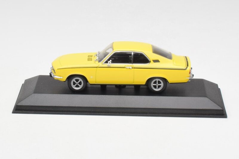 Opel Manta A SR Yellow Minichamps 1:43 Opel Manta A SR Yellow Minichamps 1:43 400045502 Diecast