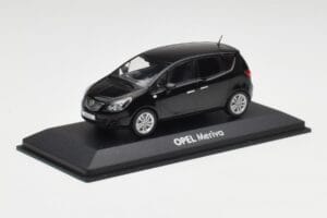 Opel Meriva B Black Minichamps 1:43 400040005 Diecast - image 2 of 4