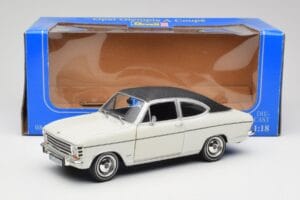 Opel Olympia A Coupe White Black Revell 1:18 08446 Diecast - image 8 of 8